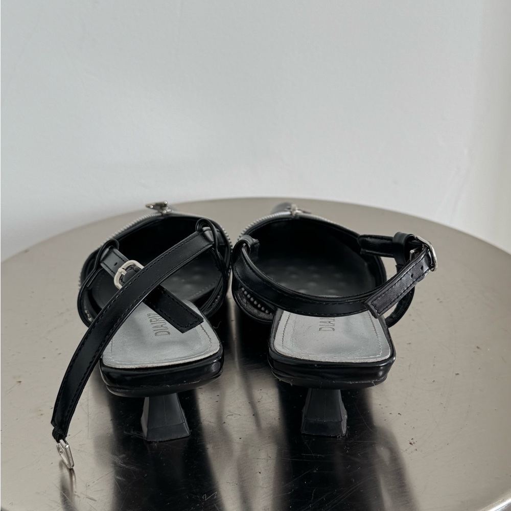 Black Women's Zippered Flats - Picture 3 of 5
